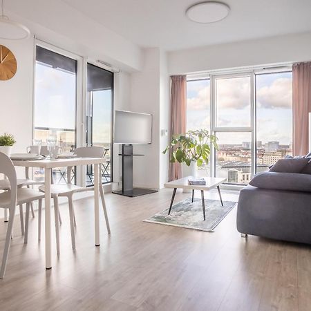 Apartamenty Towarowa พอซนาน ภายนอก รูปภาพ
