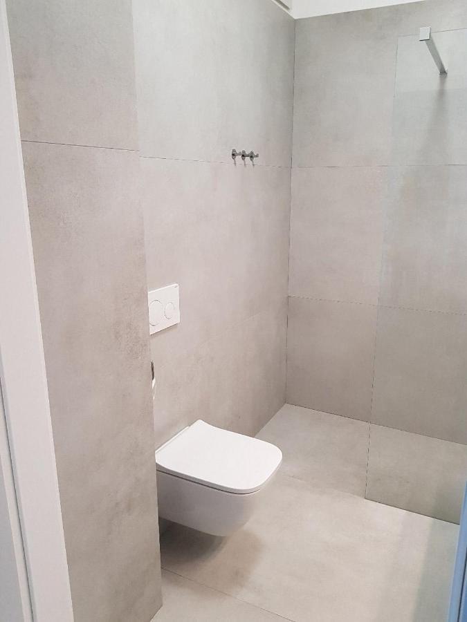 Apartamenty Towarowa พอซนาน ภายนอก รูปภาพ