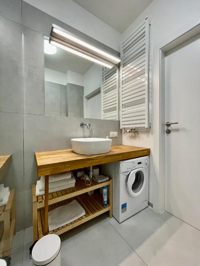 Apartamenty Towarowa พอซนาน ภายนอก รูปภาพ