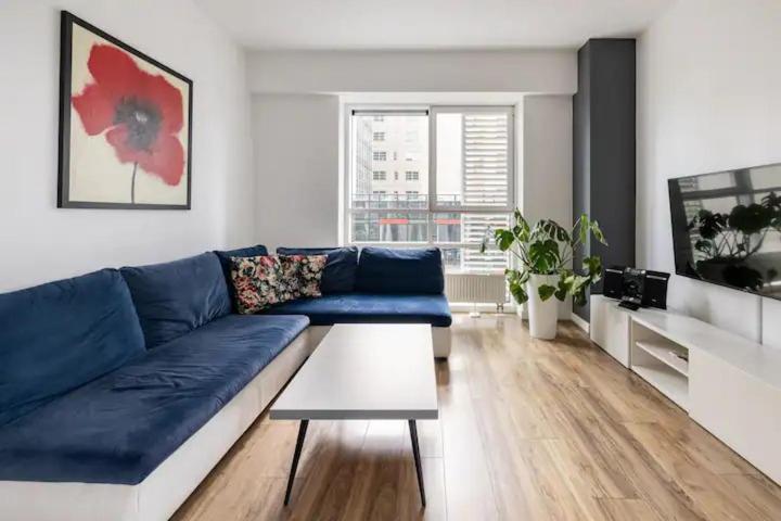 Apartamenty Towarowa พอซนาน ภายนอก รูปภาพ