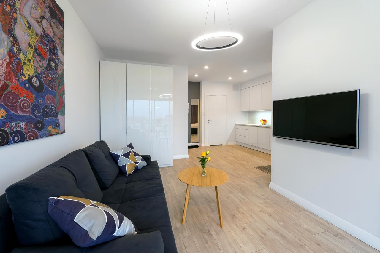Apartamenty Towarowa พอซนาน ภายนอก รูปภาพ